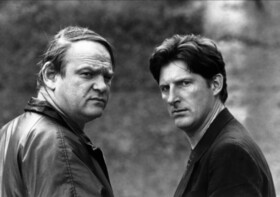 Brendan Gleeson als General mit Adrian Dunbar